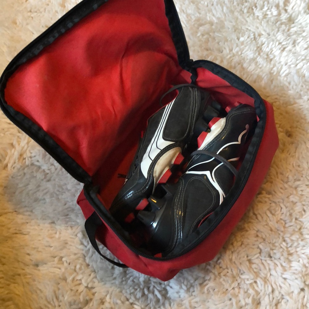 Puma V1.08 Super Lightweight  Cleats